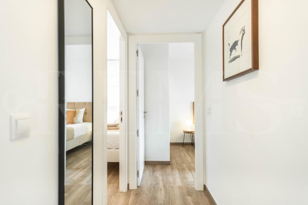Spacious Apartment Next To Plaza De La Merced By Rems Málaga Eksteriør bilde
